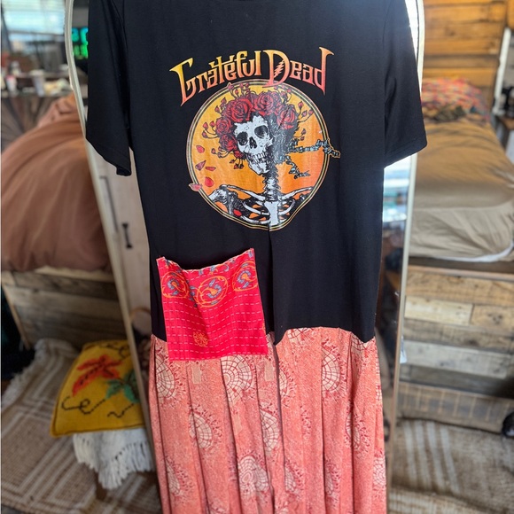 Grateful Dead Graphic Maxi Dress - Picture 2 of 4